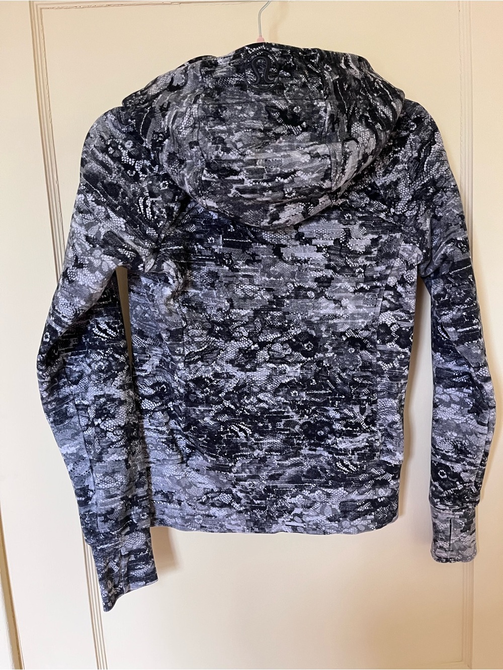 Vintage Lululemon - Picture 2 of 3
